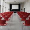 Konferenční židle Design - chromované nohy, červená