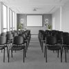 Kožená konferenční židle ISO - černé nohy, černá