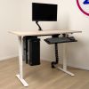 Výškově nastavitelný stůl OfficeTech D, 120 x 80 cm, šedá podnož, ořech